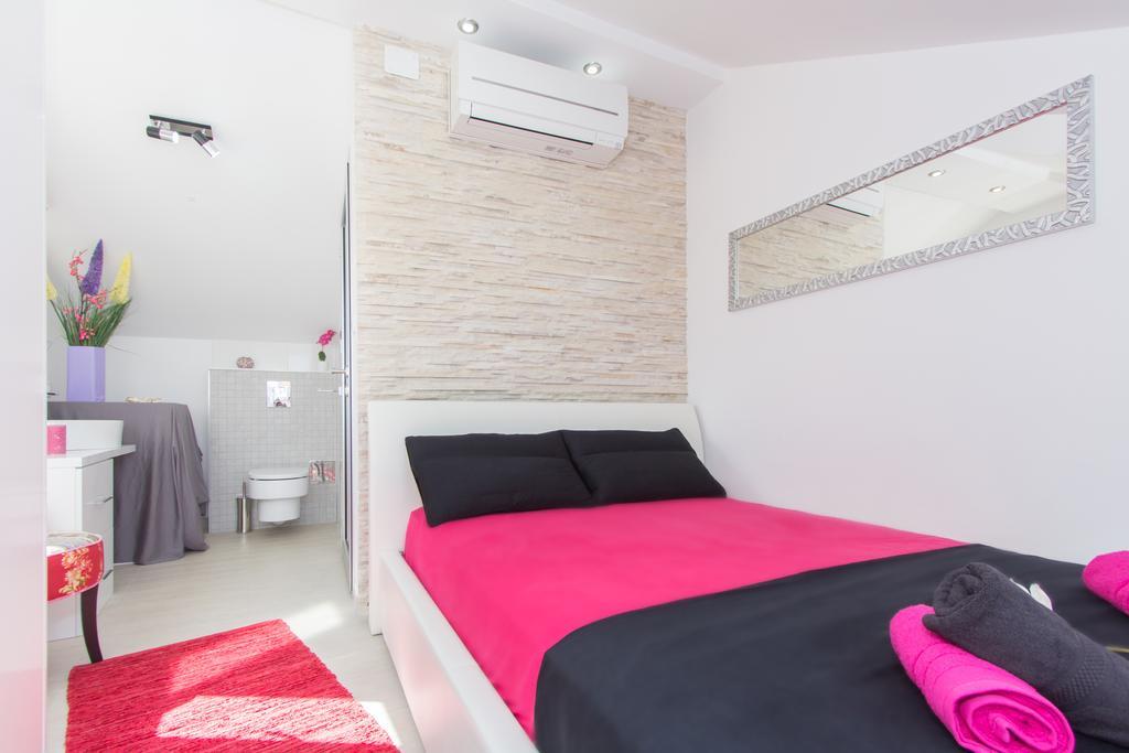 Holiday Home Primabella Примоштен Экстерьер фото
