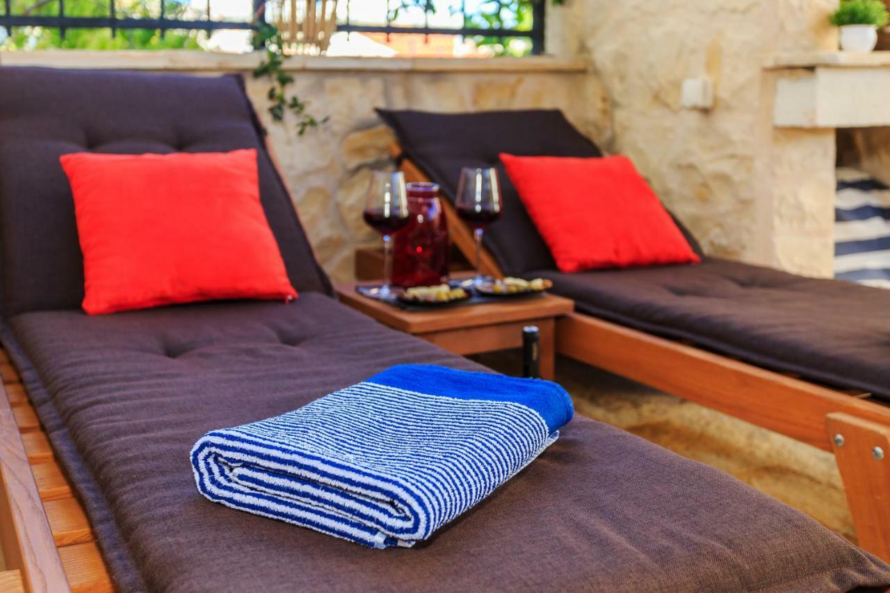 Holiday Home Primabella Примоштен Экстерьер фото