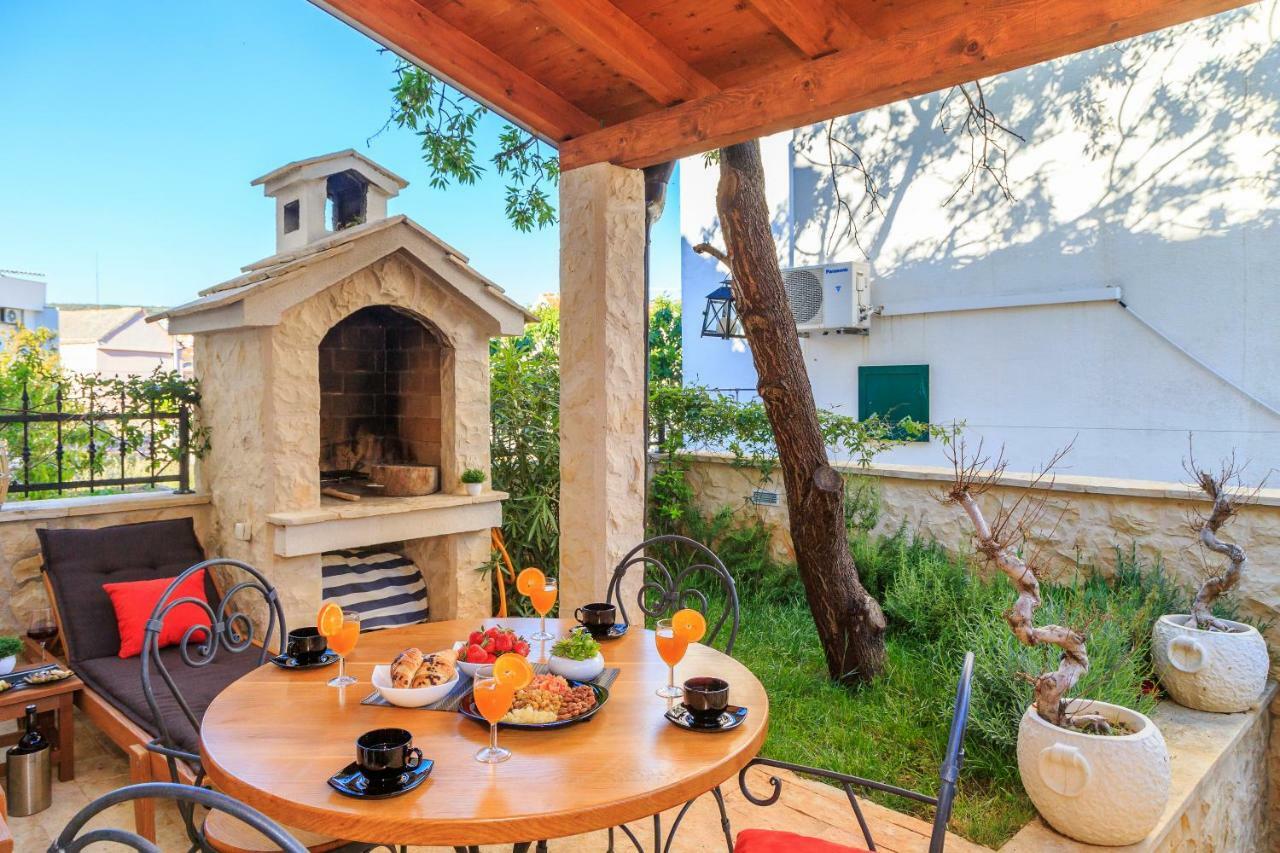 Holiday Home Primabella Примоштен Экстерьер фото